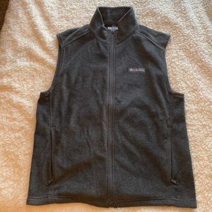 Grey Columbia Fleece Vest. Size M